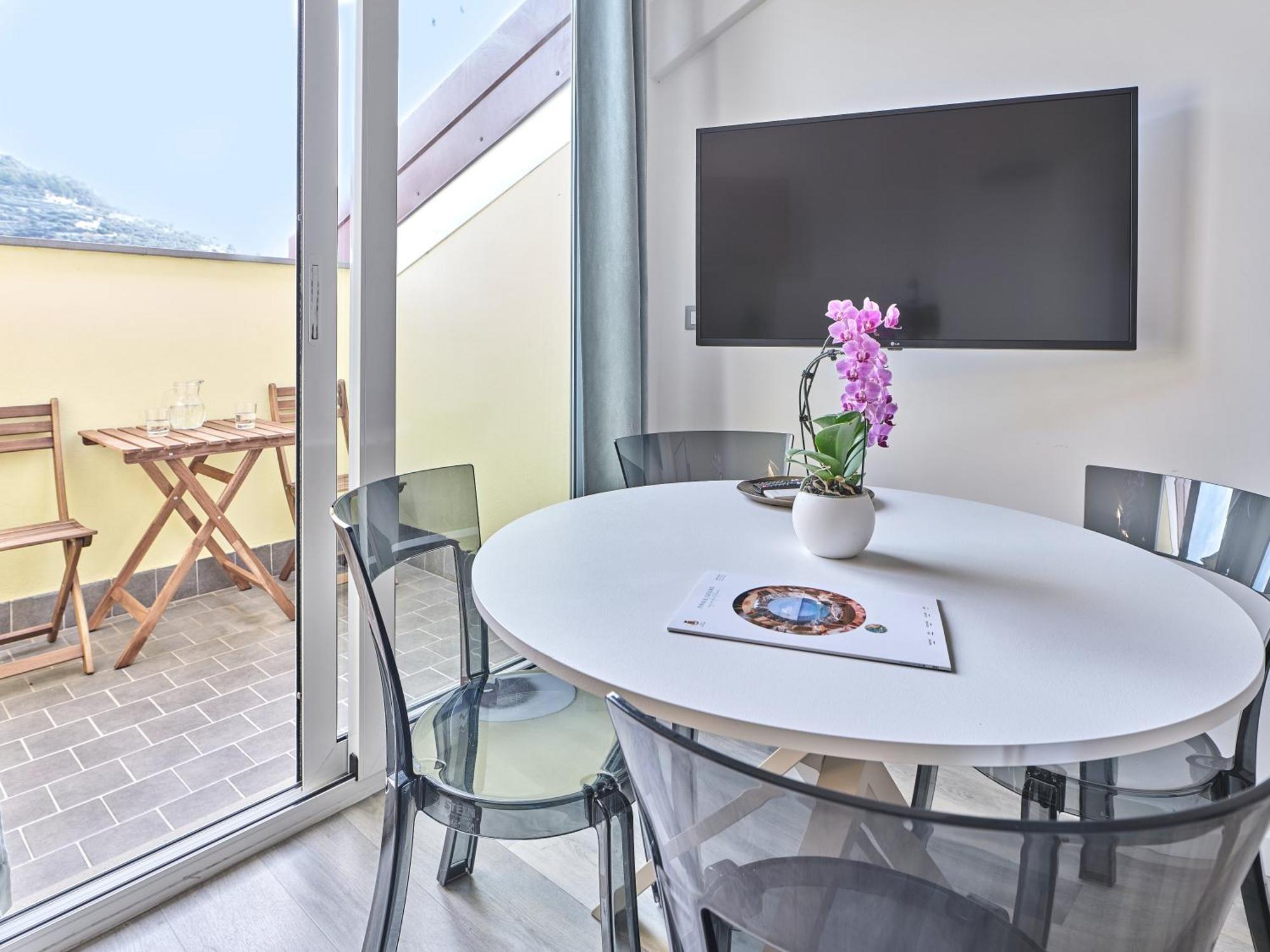 Sotto Il Cielo Apartment Finale Ligure Luaran gambar
